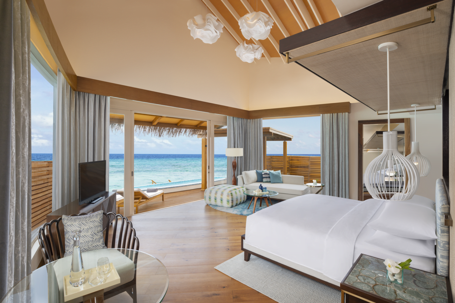 JW-Marriott-Maldives-Resort-Spa-luksusowe-hotele-na-Malediwach-ekskluzywne-wczasy-na-Malediwach-wycieczki-na-malediwy-szyte-na-miare-20.png
