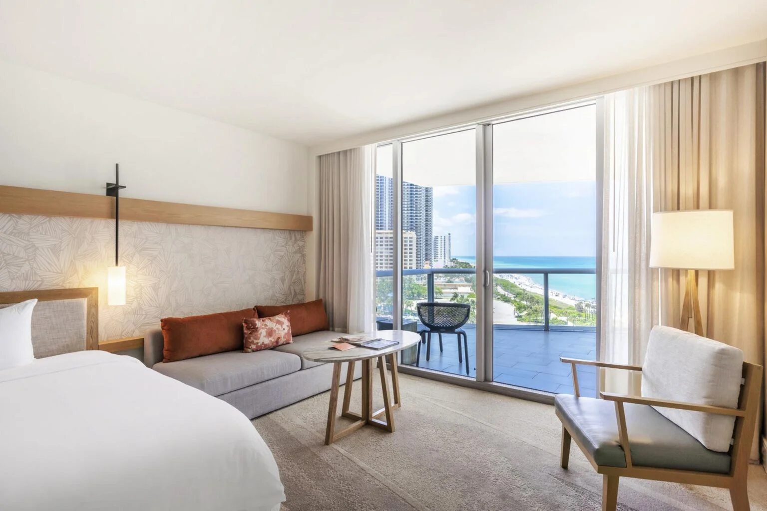 Полулюкс с 3 кроватями размера «queen-size»-XNUMX.jpg