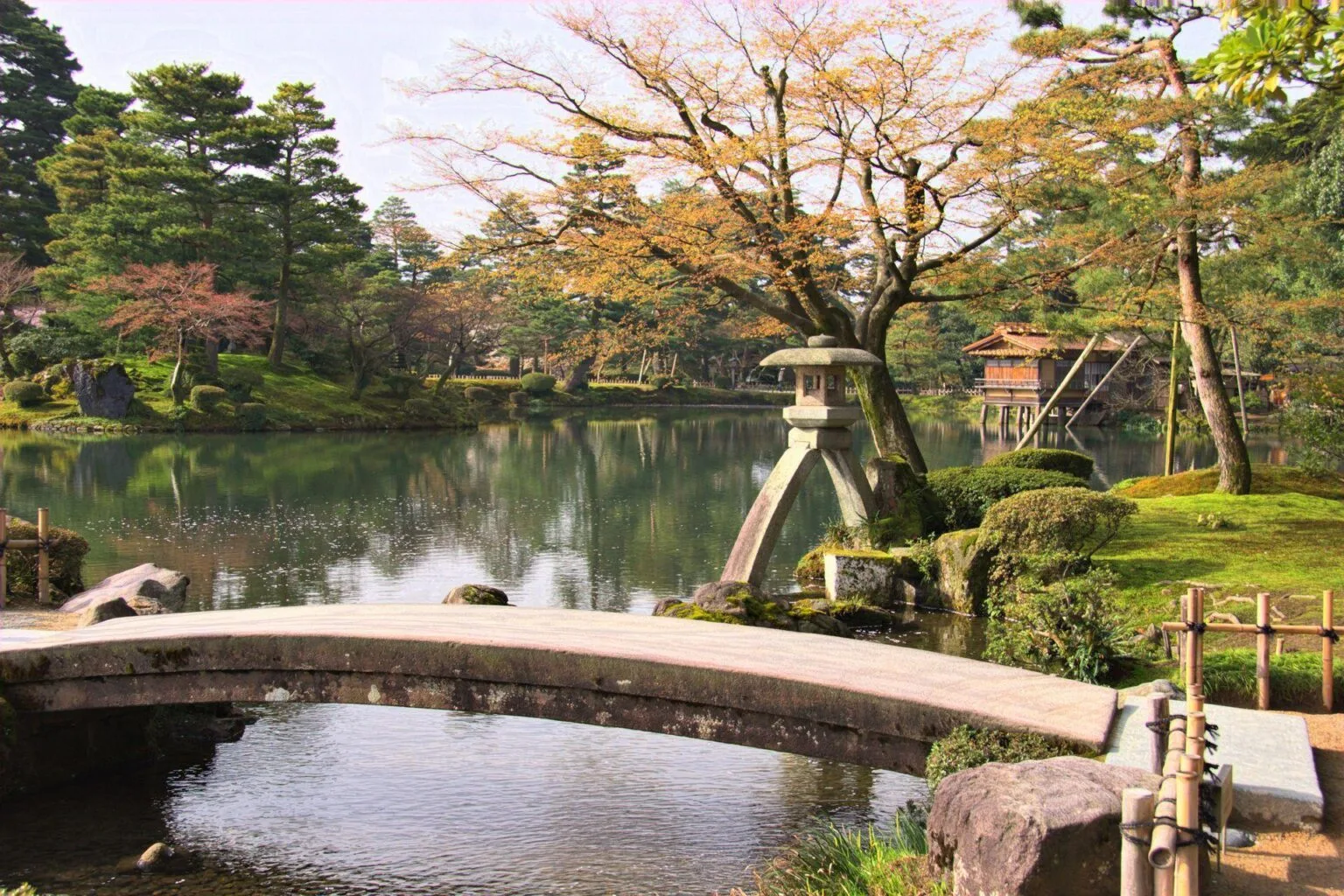 Kenrokuen-Garden-Kanazawa.jpg