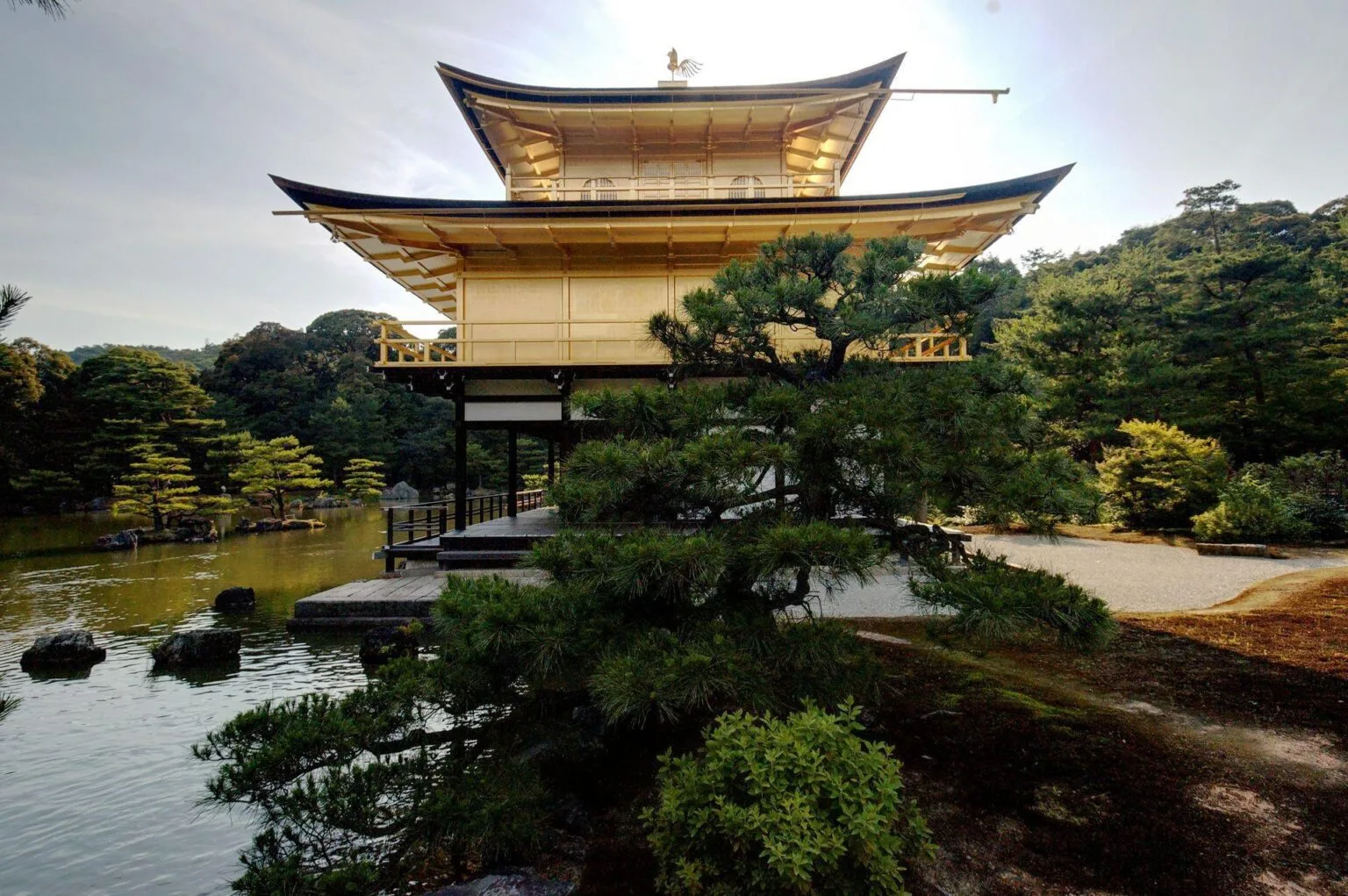 Kinkakuji-Temple-Kyoto.jpg