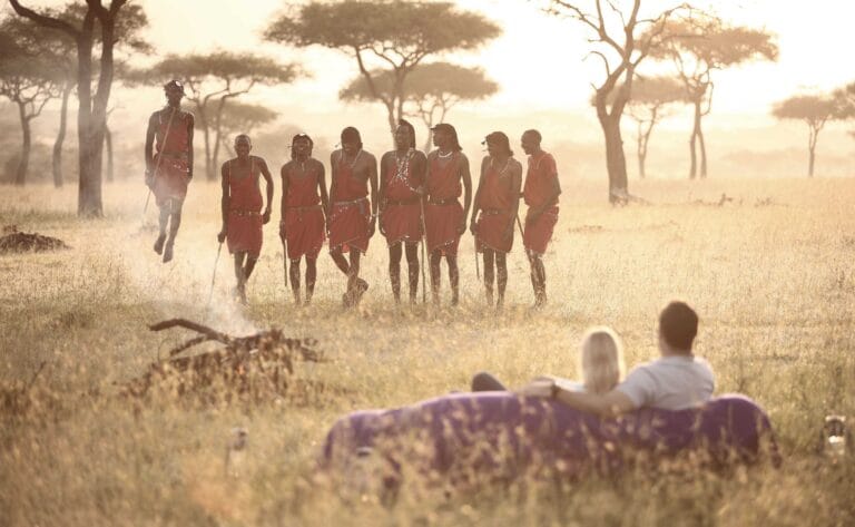 Klein’s Camp,Odkryj luksusowy &Beyond Klein’s Camp idealny na wczasy w Tanzanii