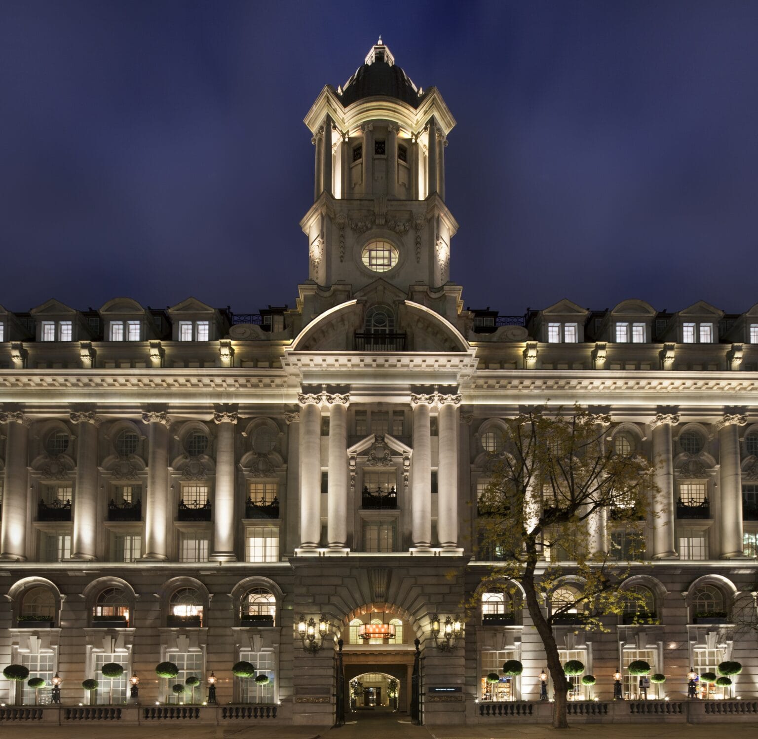LDN_61383411_Rosewood_London_Exterior1.jpg