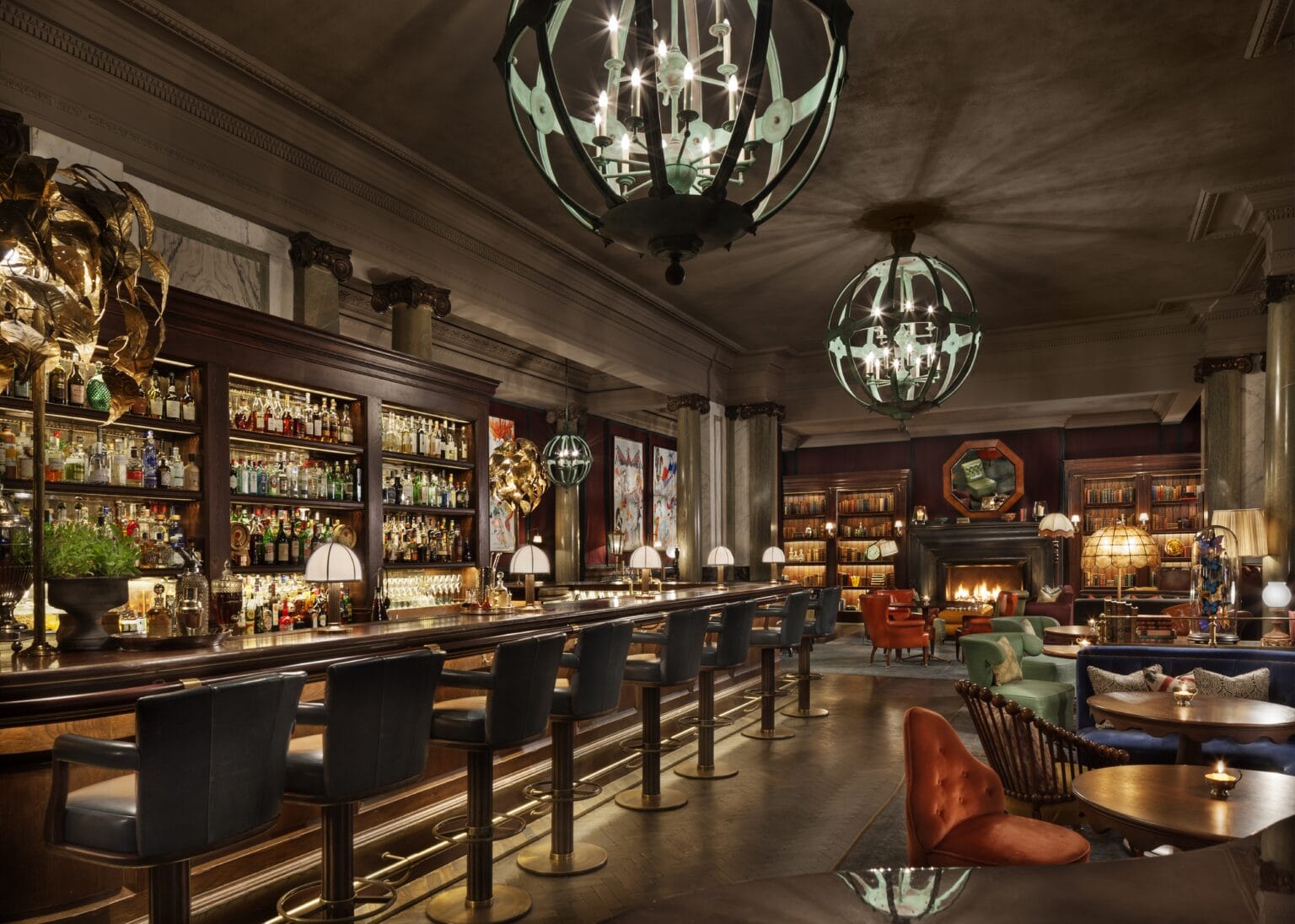 LDN_64062658_Rosewood_London_Scarfes_Bar_4.jpg