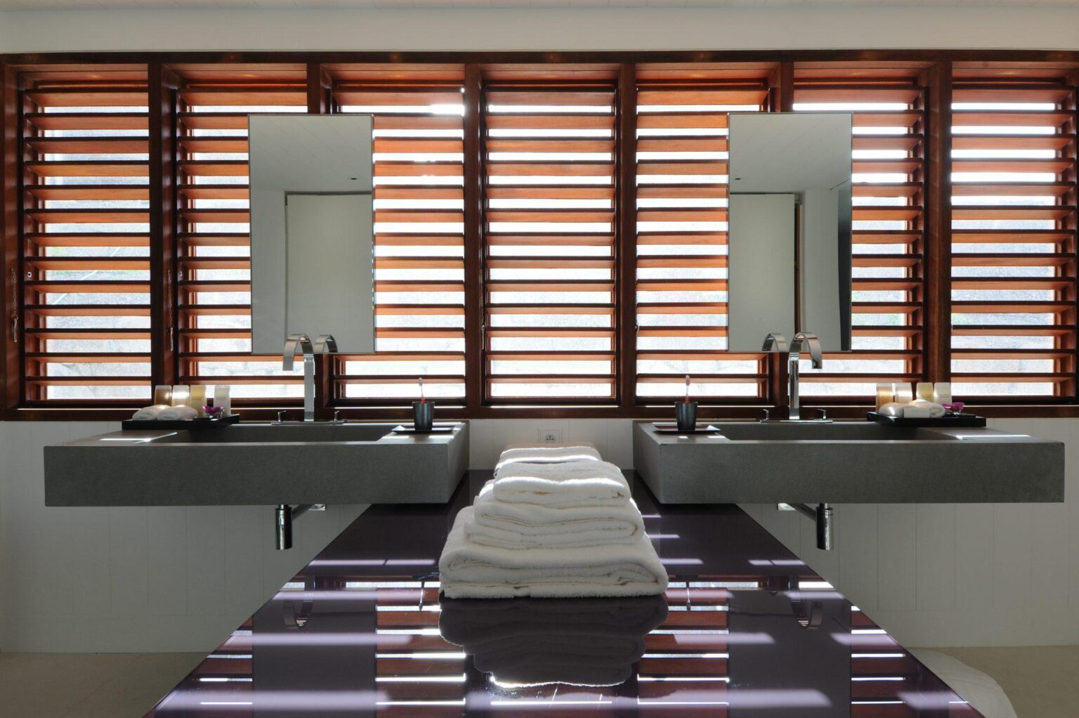 LSVillas-bathroom.jpg