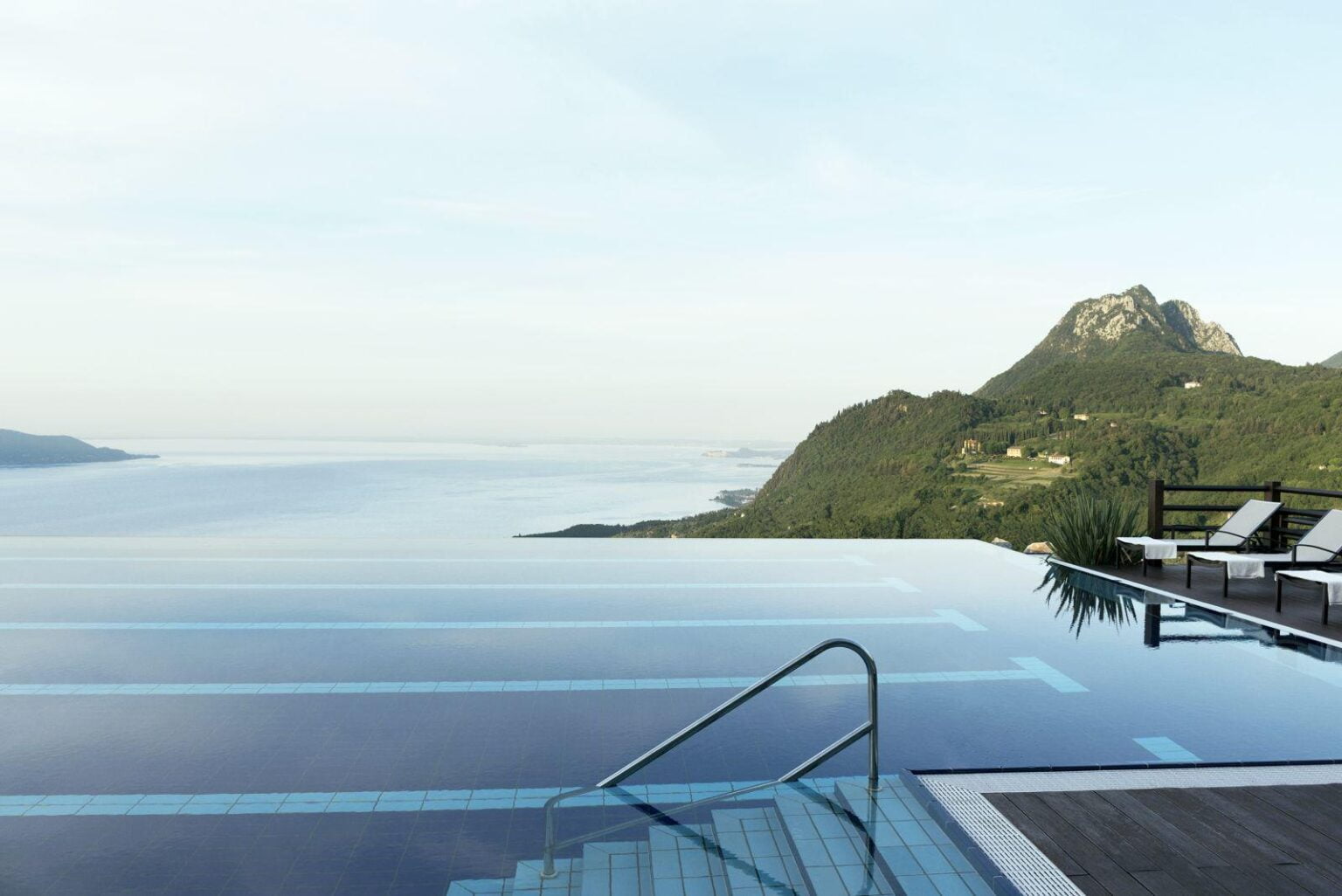 Lefay-Resort-SPA-Lago-di-Garda-najlepsze-hotele-we-Wloszech-luksusowe-wakacje-jezioro-garda-najlepsze-hotele-przy-jeziorze-garda-we-wloszech-ekskluzywne-wakacje-jezioro-garda-1-12.jpg