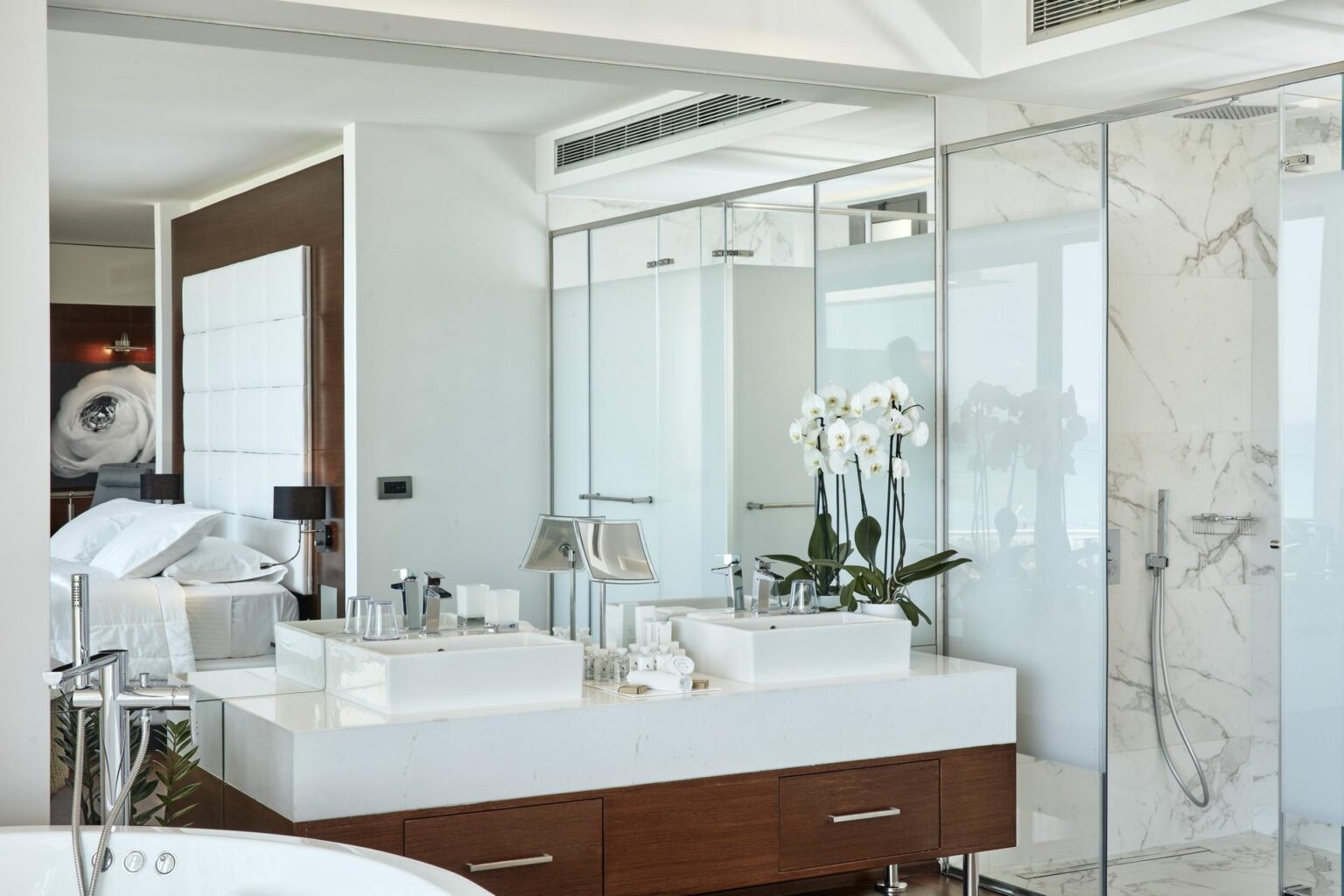 Lesante Blu Exclusive Beach Resort jasna łazienka