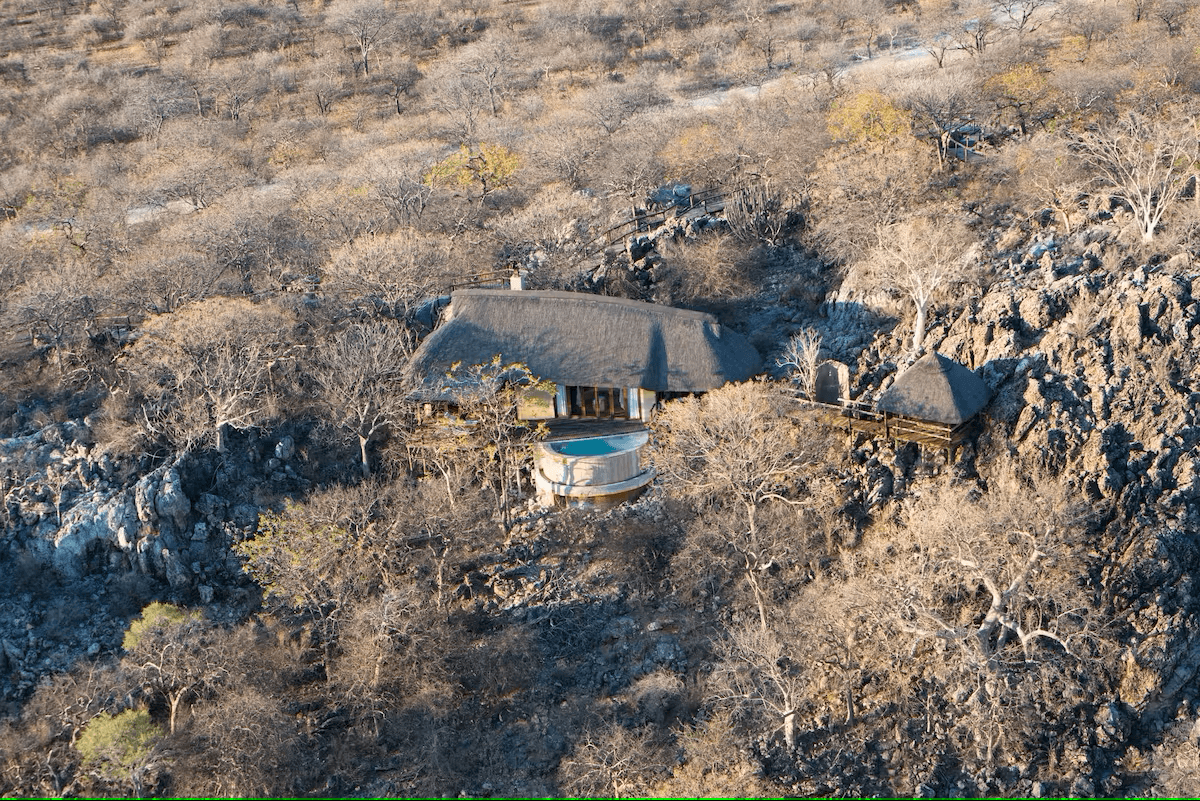 Little-Ongava-luksusowe-lodge-w-Namibii-safari-w-Namibii-wakacje-w-Namibii-luksusowe-wczasy-w-Namibii-9.png