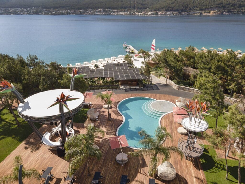 Regnum the crown,Ekskluzywne wakacje all inclusive w Europie 2026 – Turcja,Grecja czy Hiszpania?,Ekskluzywne wakacje all inclusive w Europie 2026,Regnum Carya Golf &amp; SPA Resort,Lujo Bodrum – plaża,design,pyszna kuchnia i klimat bez pośpiechu,Wakacje w Daios Cove na Krecie - krajobraz,który zachwyca od pierwszej chwili,Corfu Imperial,A Grecotel Resort - urlop marzeń na zielonym Korfu,Wakacje All inclusive w Europie w 2026 roku z biurem podróży Carter ®
