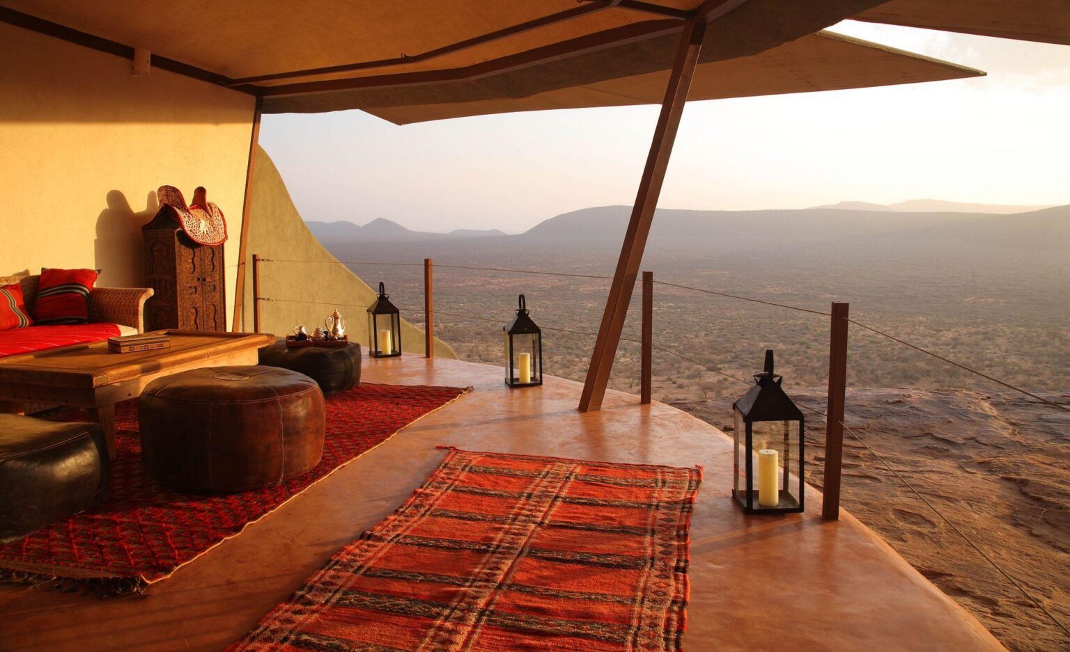 Main-lodge-Kudu-House-sitting-area.jpg