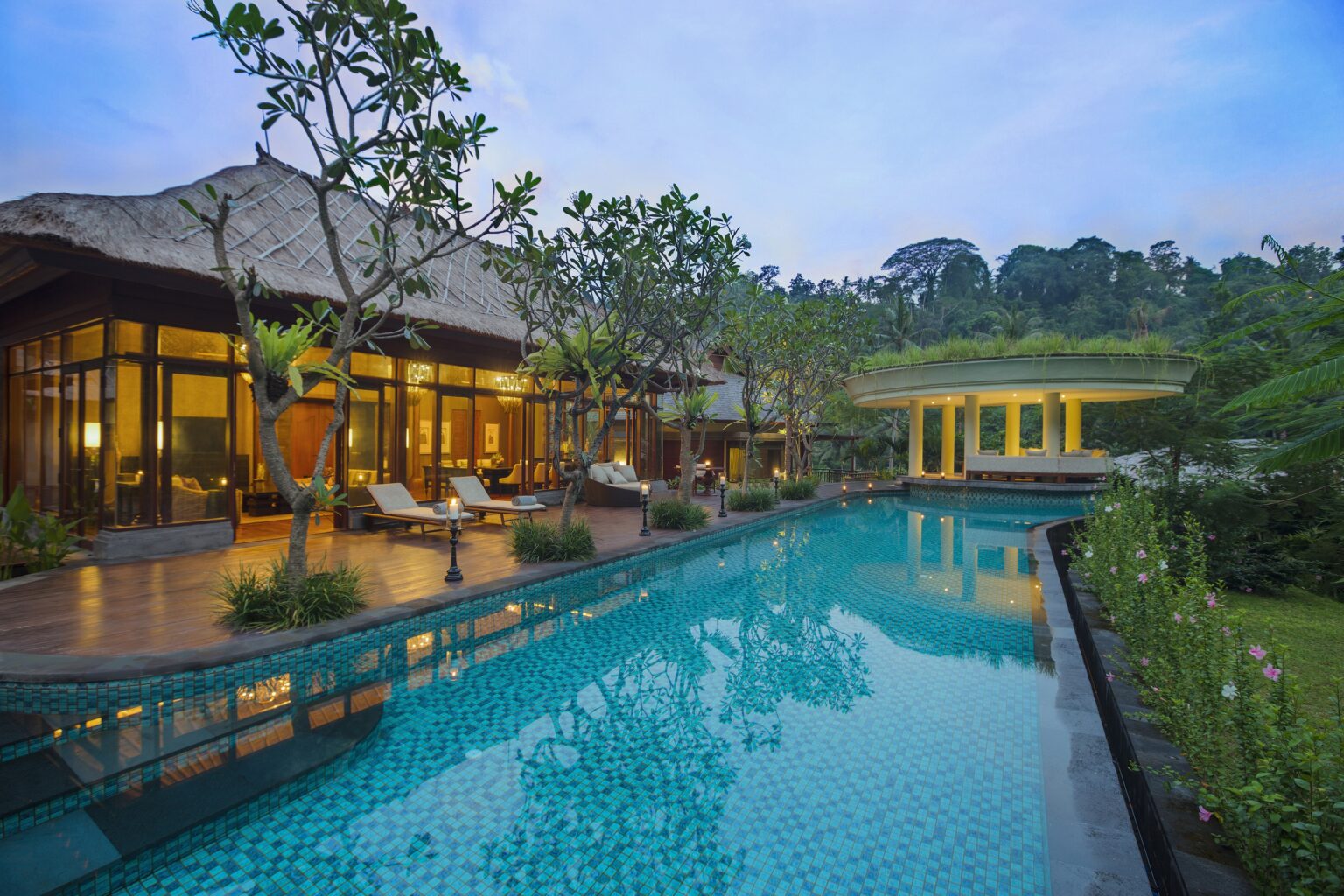 Mandapa-Three-Bedroom-Villa_Swimming-Pool.jpg