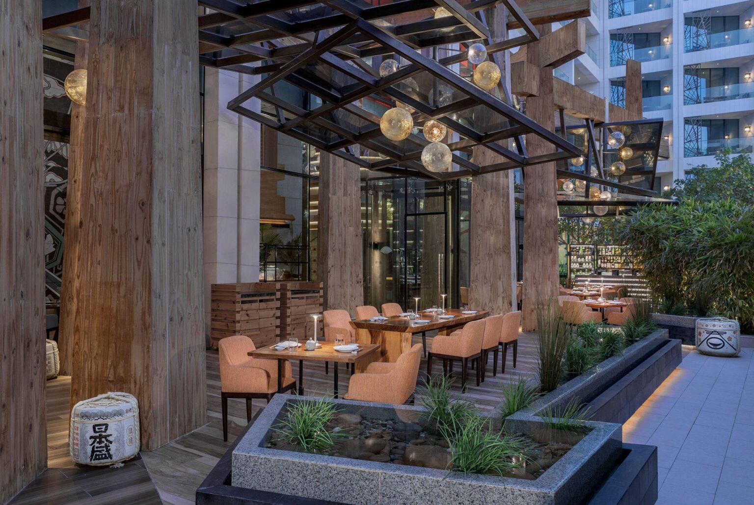 Mandarin-Oriental-Jumeira-Dubai-luksusowe-hotele-w-Dubaju-ekskluzywne-wczasy-w-Dubaju-najlepsze-hotele-w-Dubaju-14.jpg