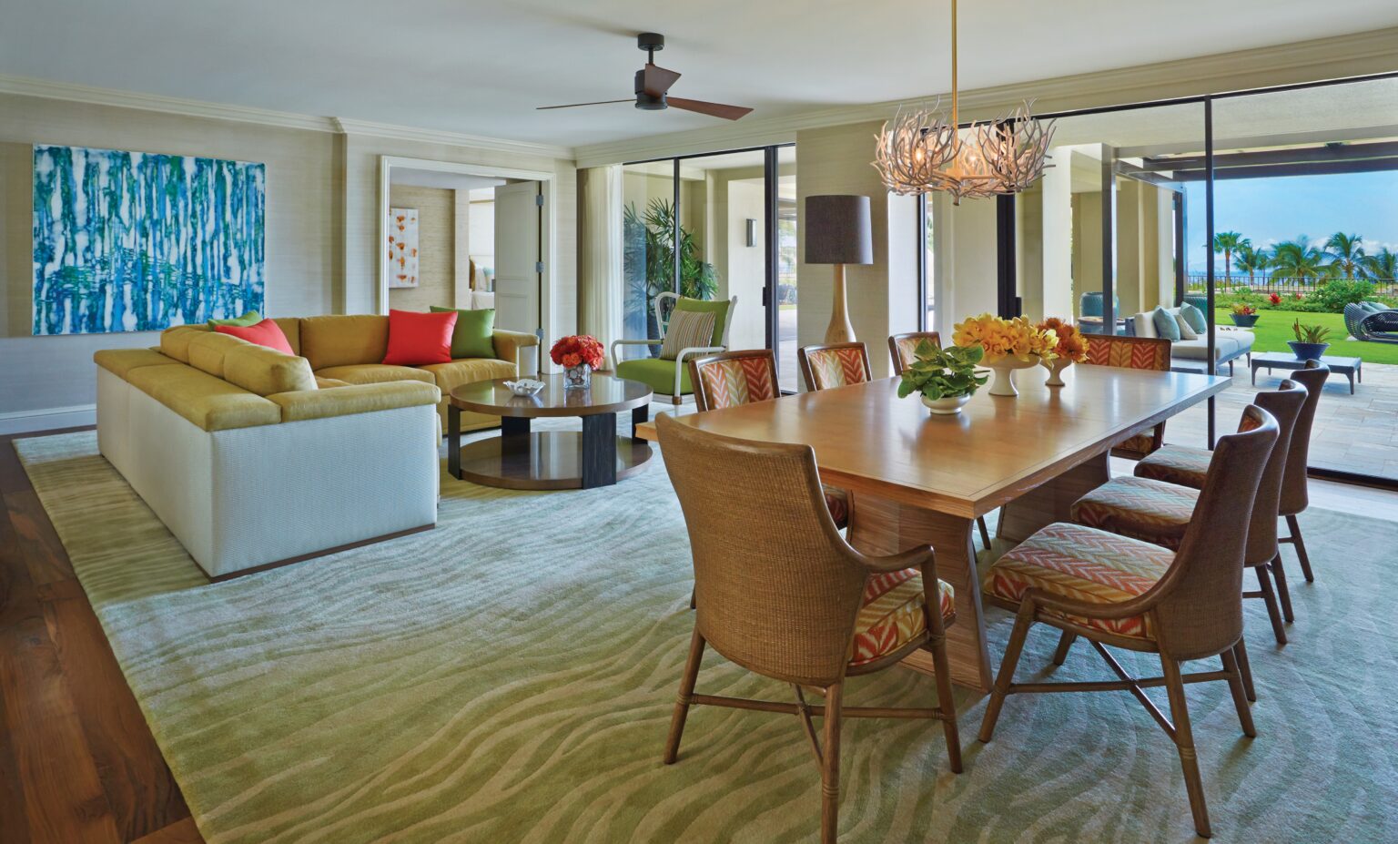 salon z jadalnią Four Seasons Resort Maui at Wailea