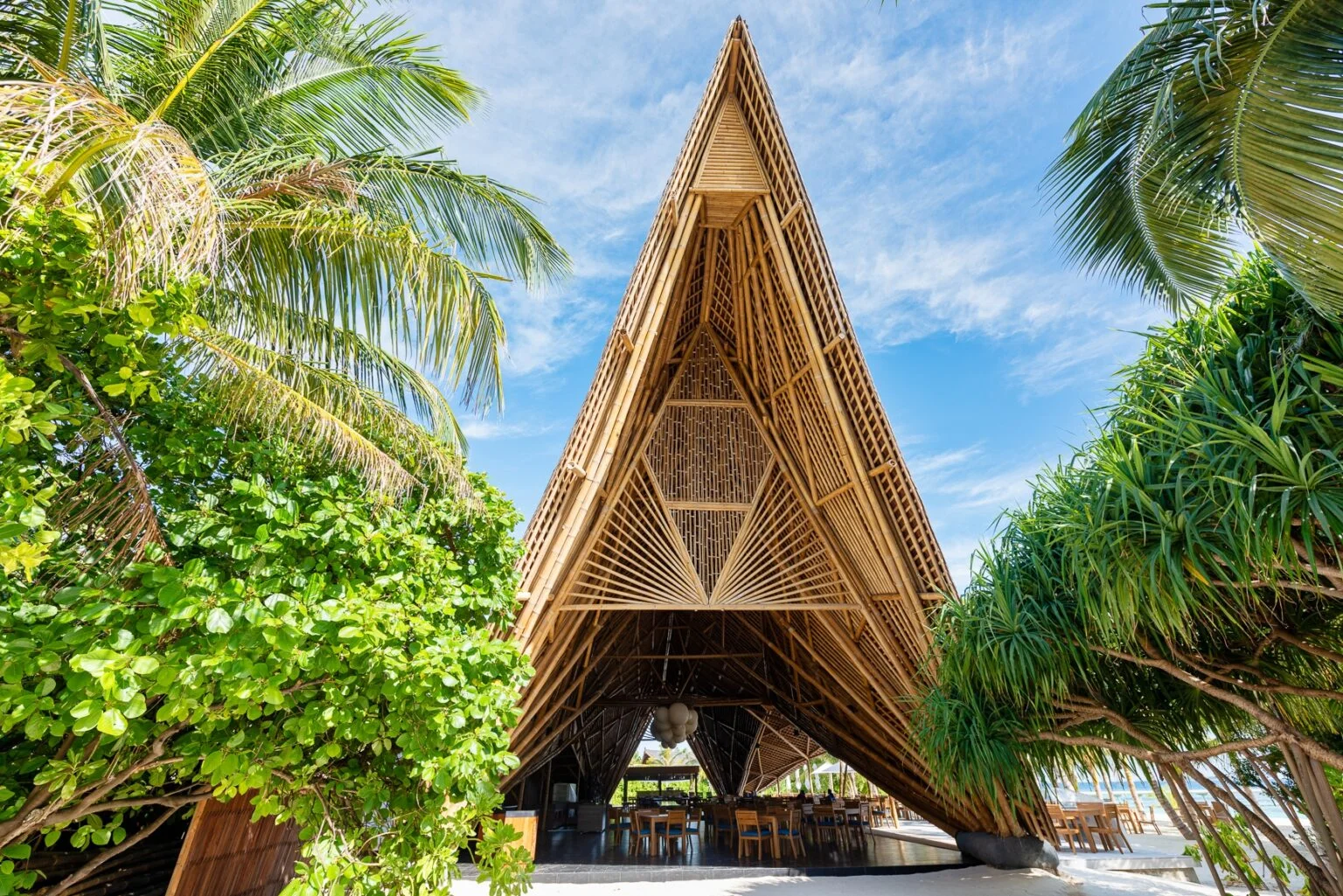 Movenpick-Kuredhivaru-Maldives-luxury-hotels-in-the-Maldives-exclusive-holidays-in-the-Maldives-tailor-made-holidays-in-the-Maldives-8.jpg