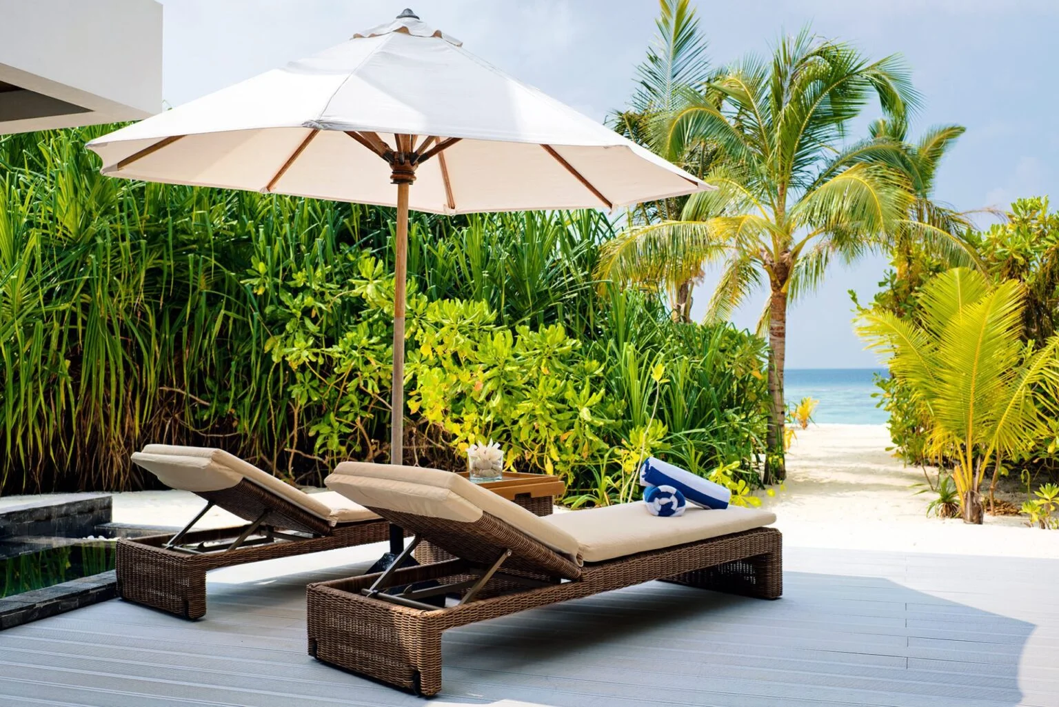 Movenpick-Kuredhivaru-Maldives-luxury-hotels-in-the-Maldives-exclusive-holidays-in-the-Maldives-tailor-made-holidays-in-the-Maldives-9.jpg