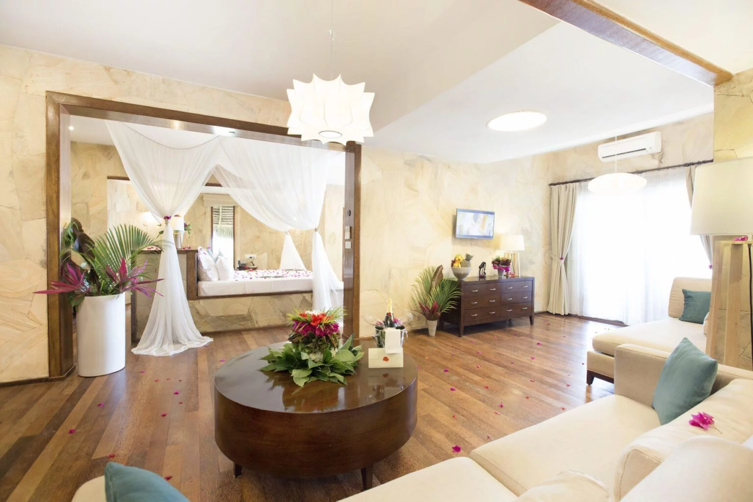 Tulia Zanzibar Unique Beach Resort 4