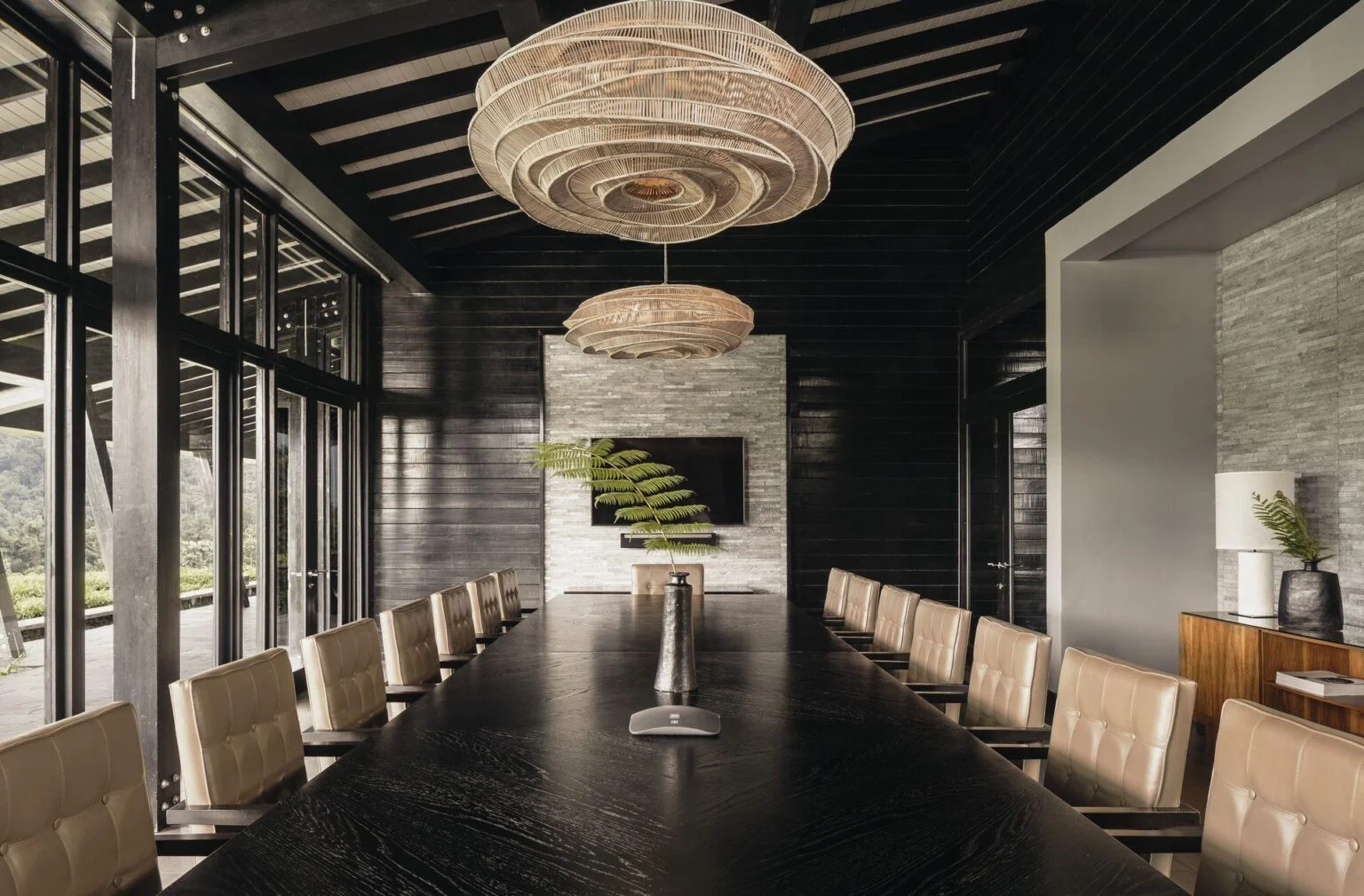 NH_OO_Resort_Boardroom_Wide_1812_MASTER.jpg