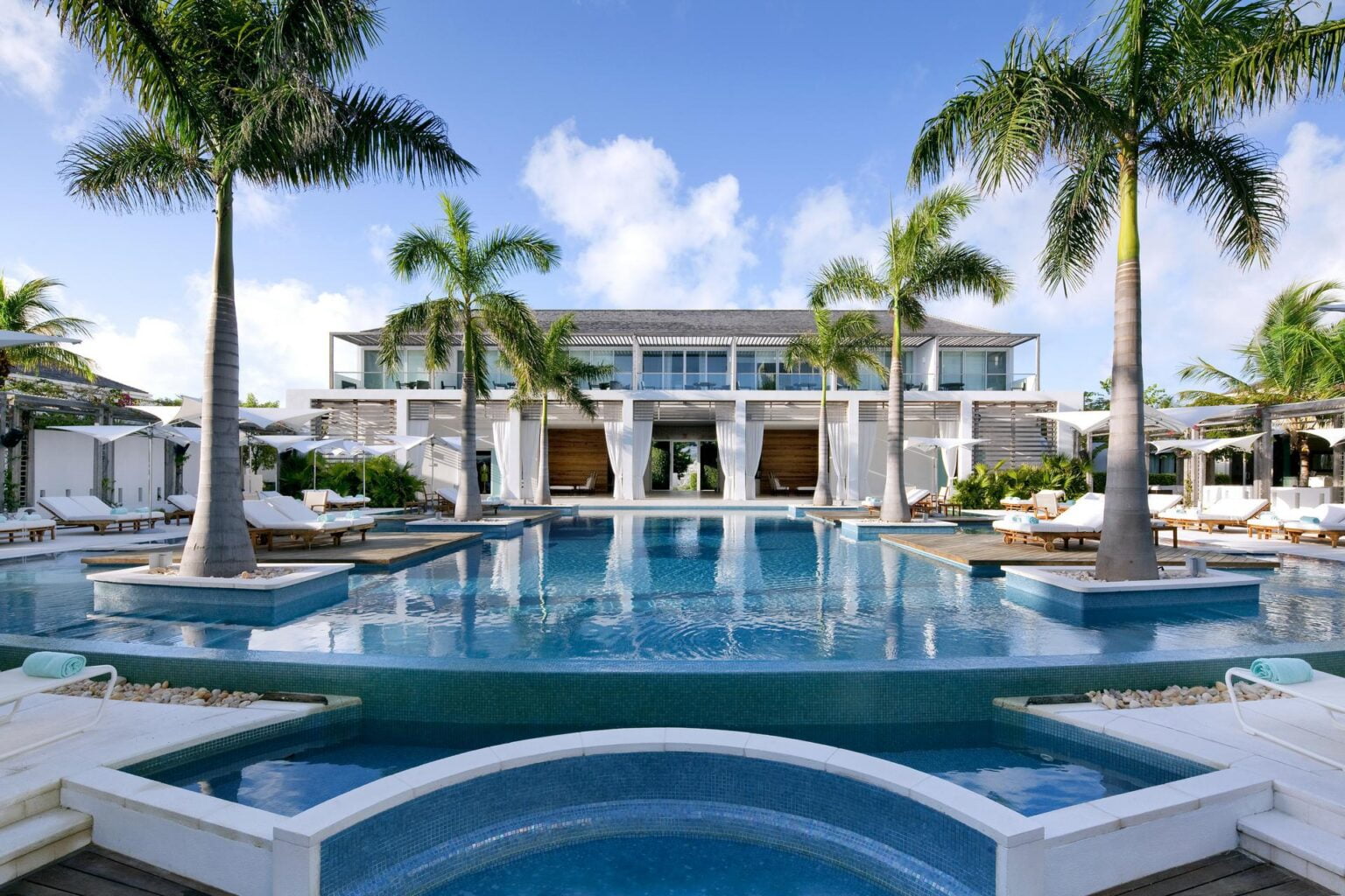 New-Infiniti-pool-@-day-3.jpg