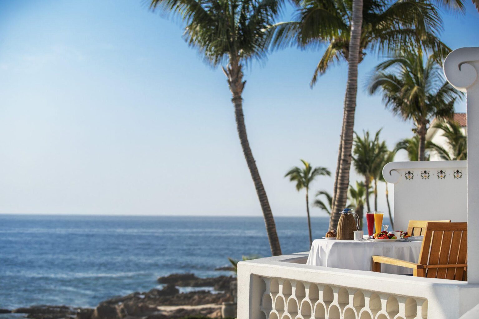 OO_Palmilla_Accommodation_Palmilla1522_OceanFront_TerraceBreakfastTight_0816_MASTER.jpg