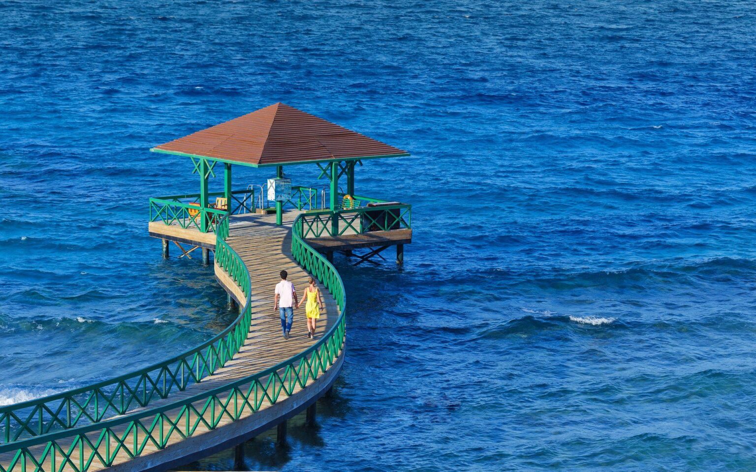 Oberoi-Sahl-Hasheesh-Jetty.jpg