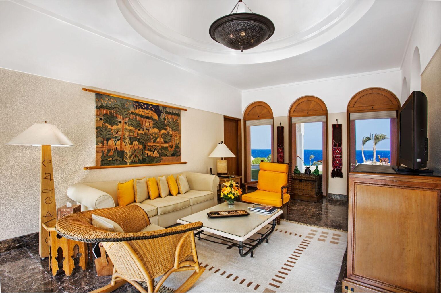Oberoi-Sahl-Hasheesh-Royal-suite.jpg