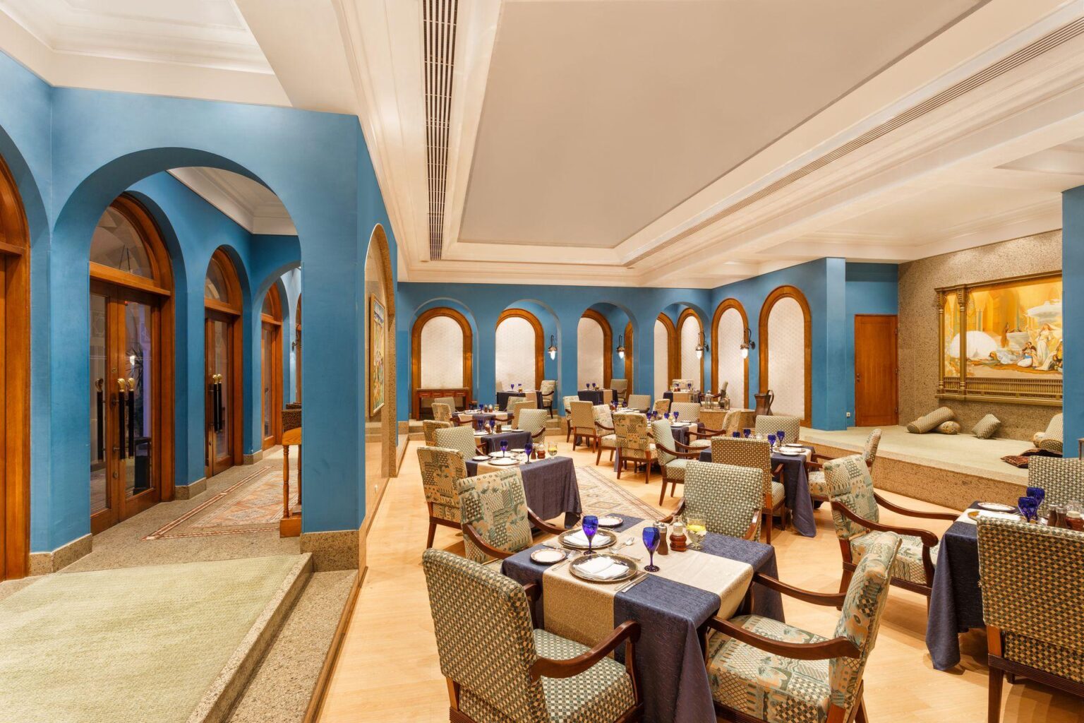 Oberoi-Sahl-Hasheesh-Zafran-1.jpg