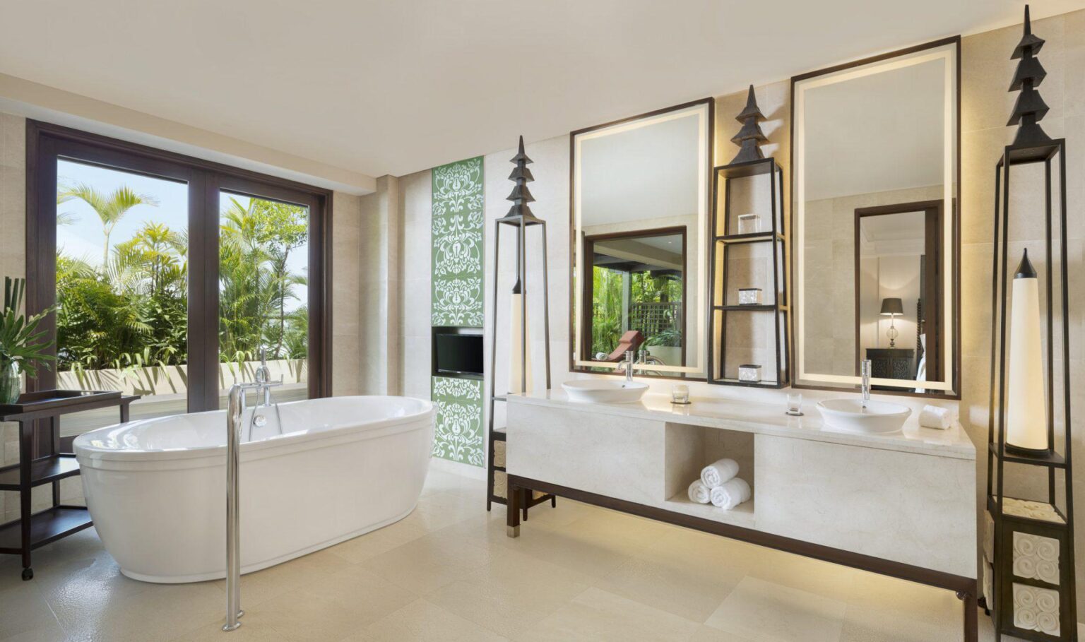Orchid-Suite-Bathroom.jpg