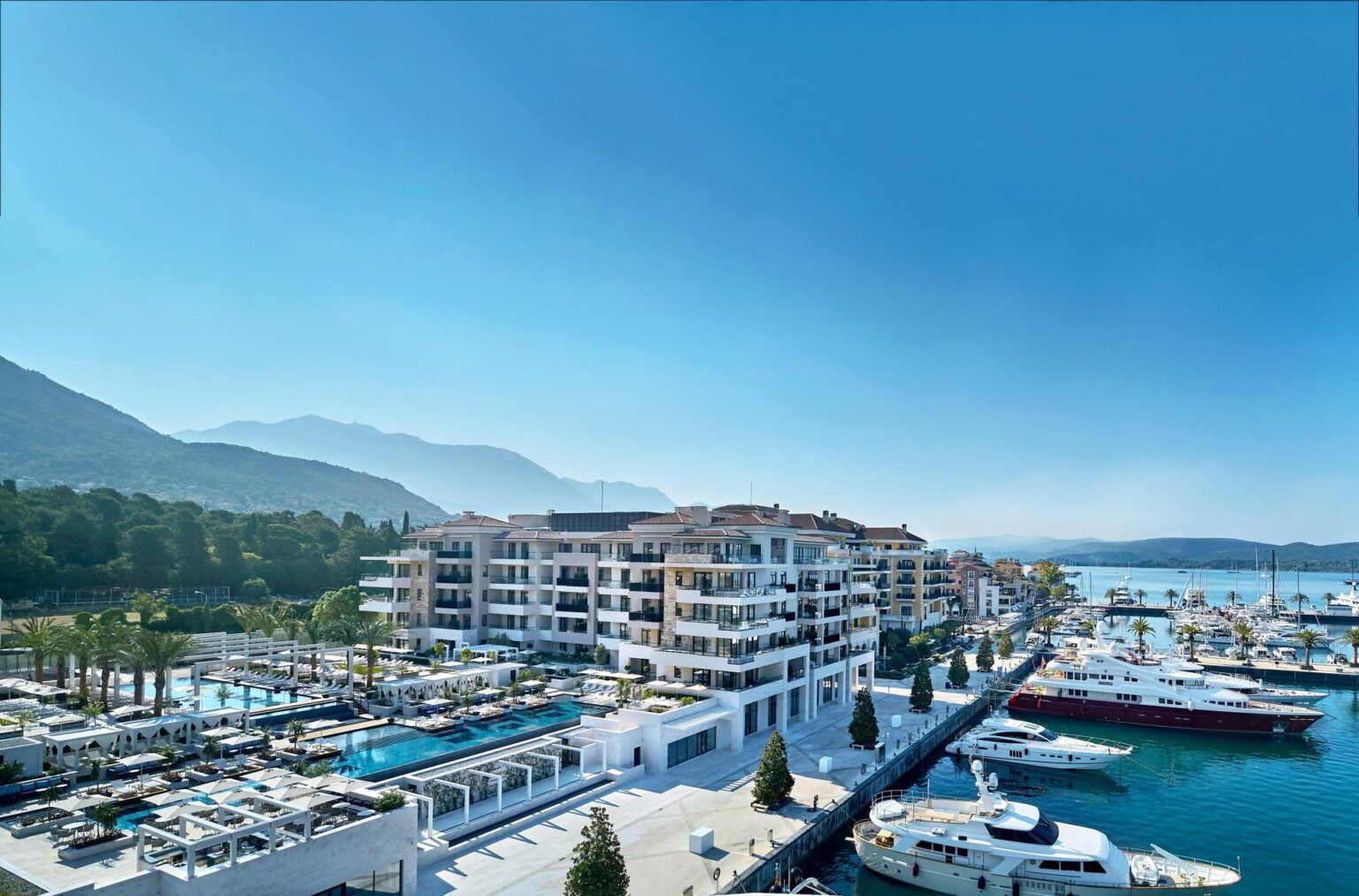 PC-Pool-Panorama_FINAL.jpg