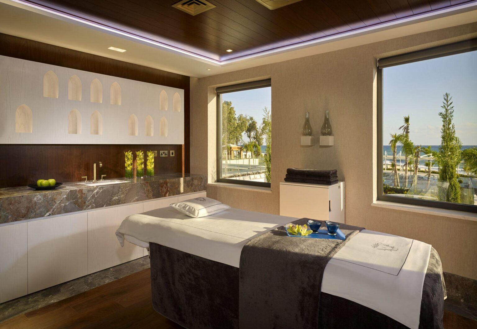Parklane-a-Luxury-Collection-Resort-Spa-Limassol-luksusowe-hotele-na-Cyprze-cypr-ekskluzywne-wakacje-najlepsze-hotele-na-Cyprze-31.jpg