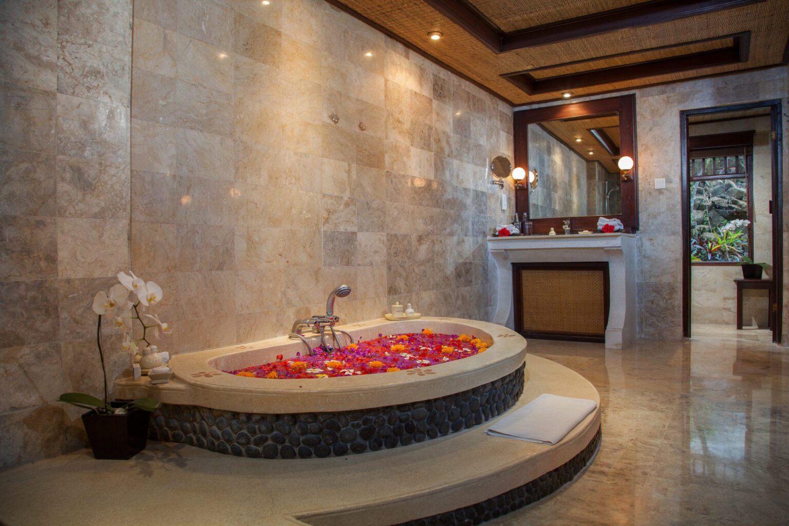 Pool-Duplex-Villa-Bathroom.jpg