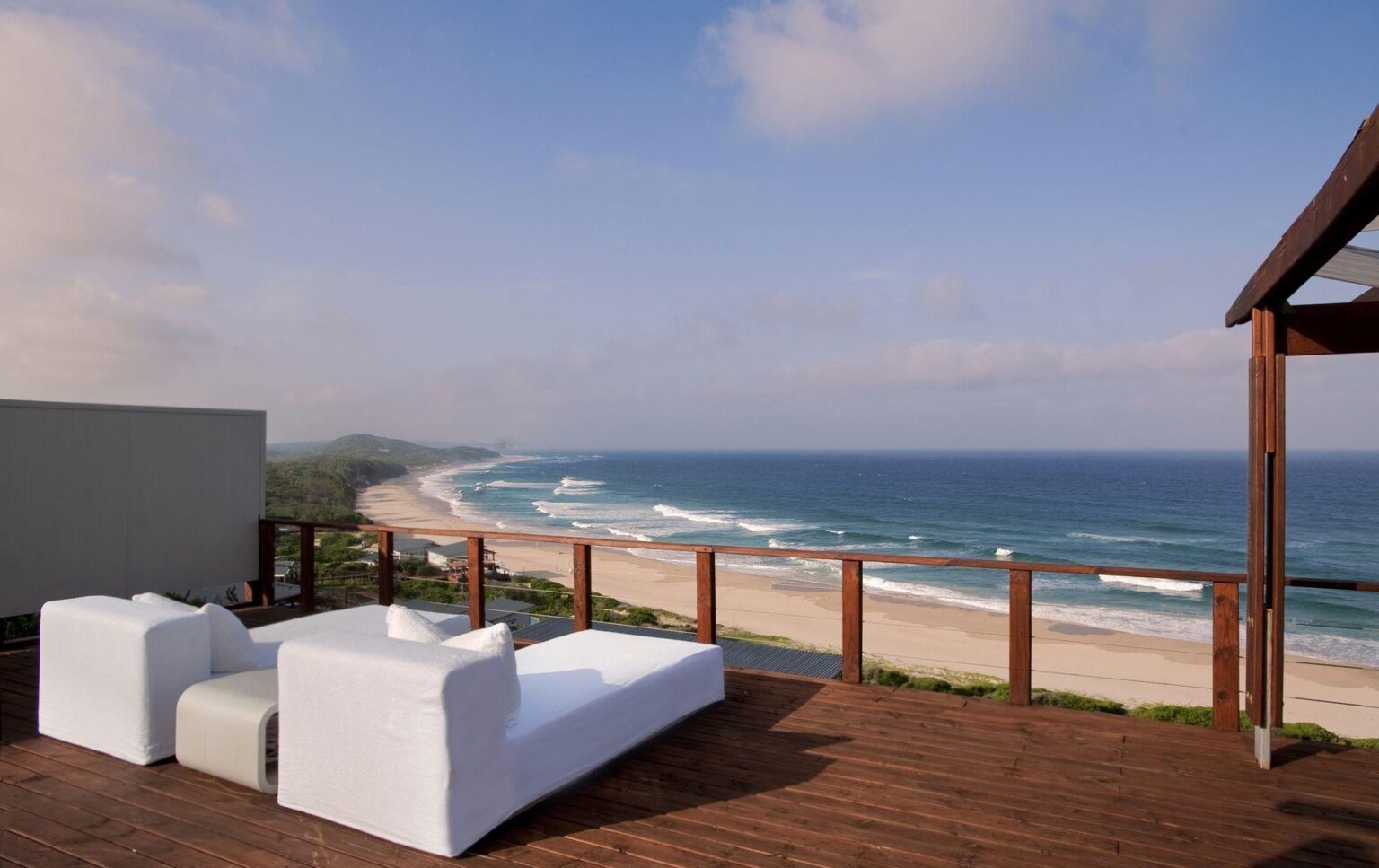 Pool-Suite-with-a-view-2.jpg