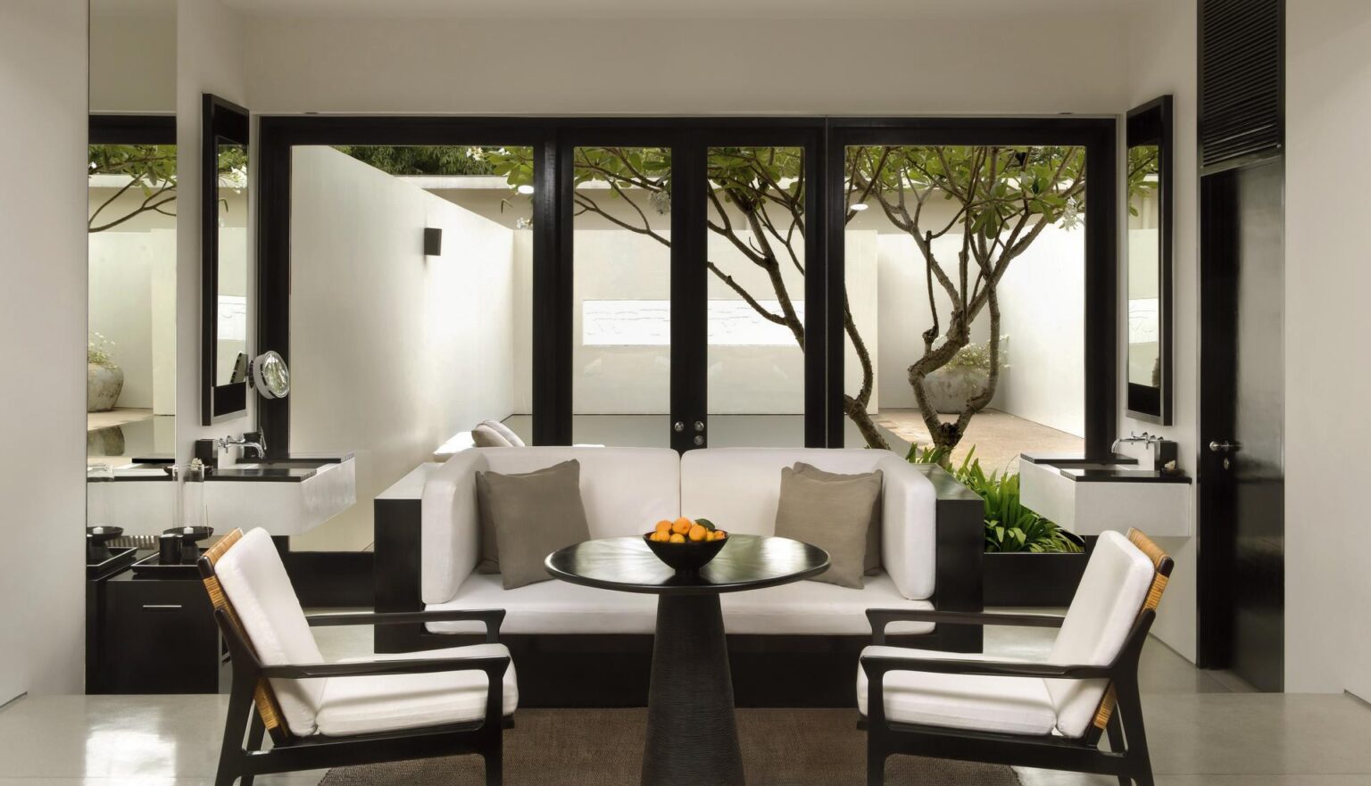 Pool-suite_High-Res_6633.jpg