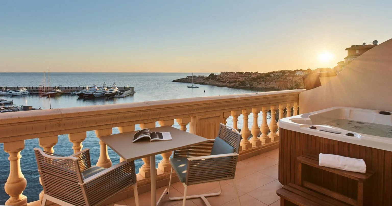 Pure-Salt-Port-Adriano-Junior-Suite-Jacuzzi-Terrace-Sunset.jpg