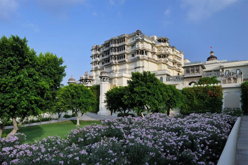 RAAS-Deviragh-luxury-holidays-in-India-best-hotels-in-India-most beautiful-palaces-india-exclusive-holidays-in-India-13.jpg