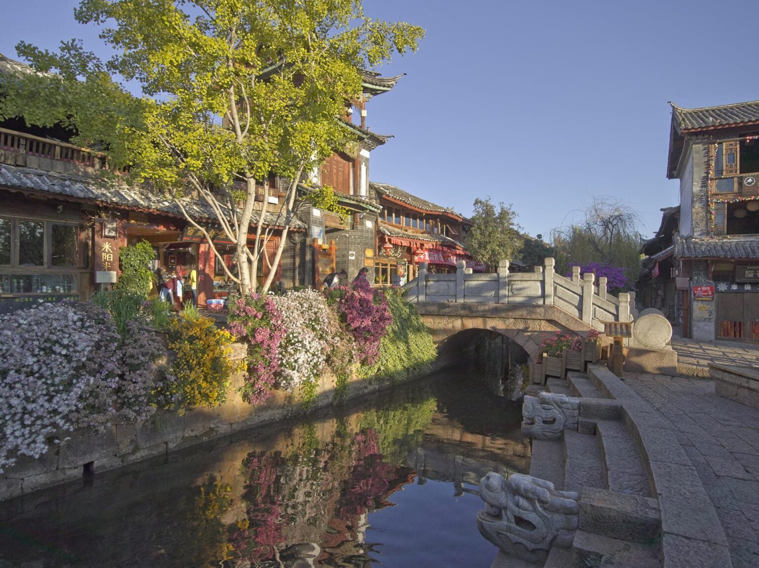 RS1204_Amandayan-Lijiang-Old-Town.jpg