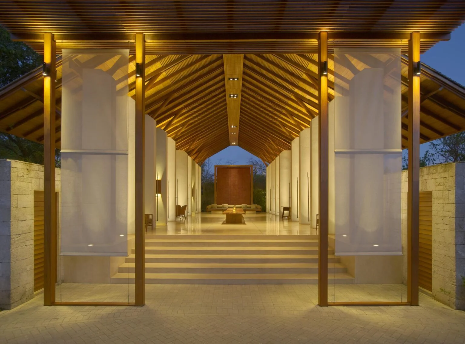 RS687_Amanyara-Entrance-Pavilion.jpg