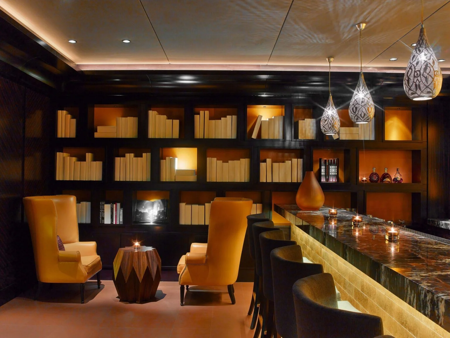 Raffles-Club_1624465_high.jpg