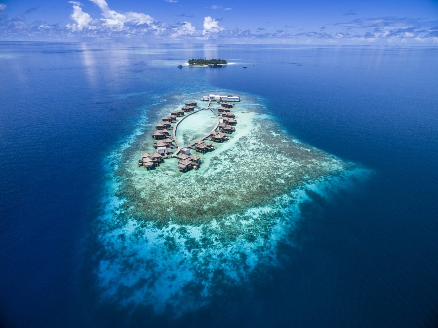 Raffles-Maldives-Meradhoo-_-ArialView.jpg