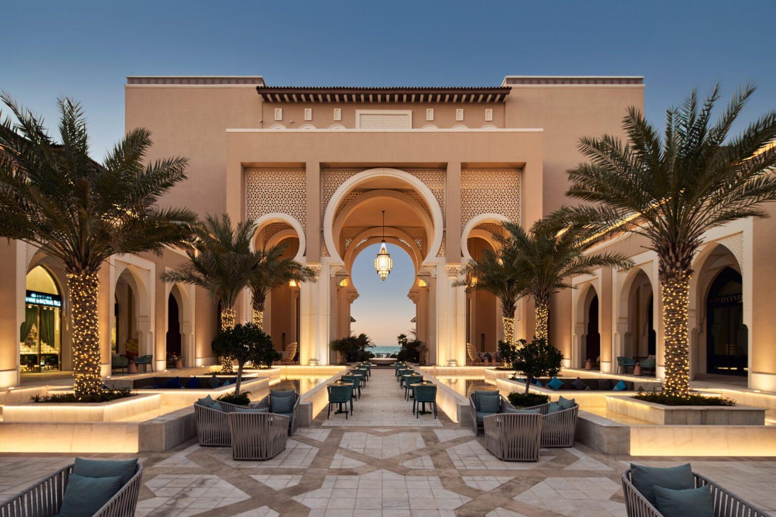 Rixos-Premium-Saadiyat-Island-Club-Prive-by-Saadiyat-ZEA-ekskluzywne-wakacje-w-Abu-Dhabi-luksusowe-wczasy-w-Abu-Dhabi-najlepsze-hotele-w-Abu-Zabi-9.jpg