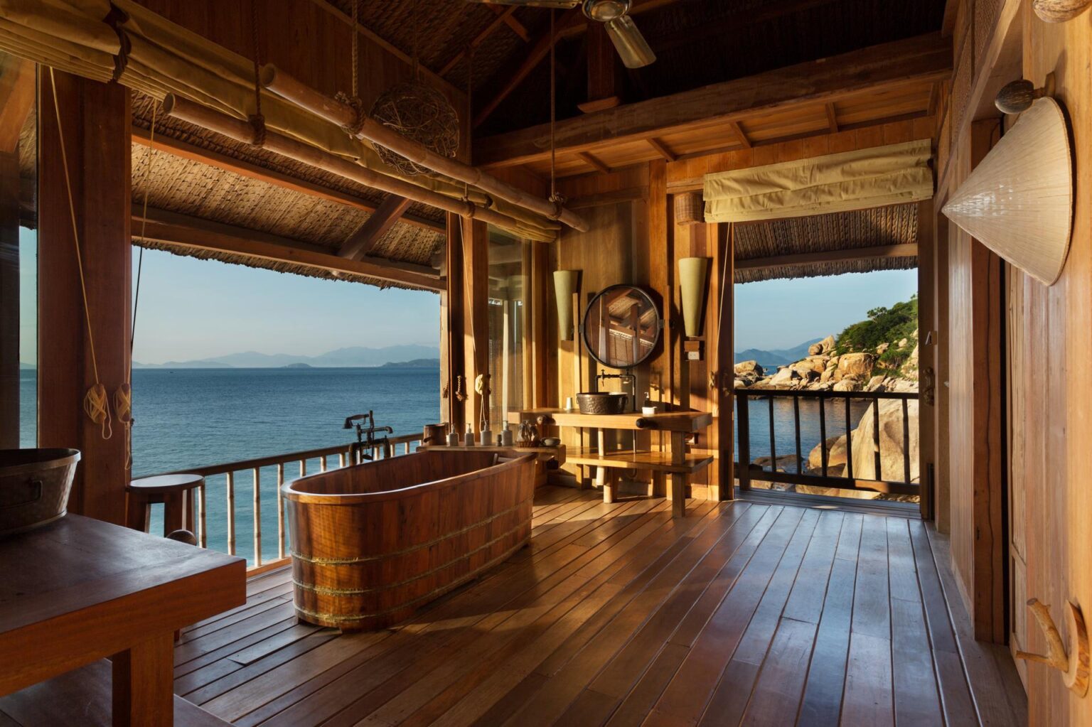 Rock_Pool_Villa_bathroom2_5550-ORIGINAL.jpg