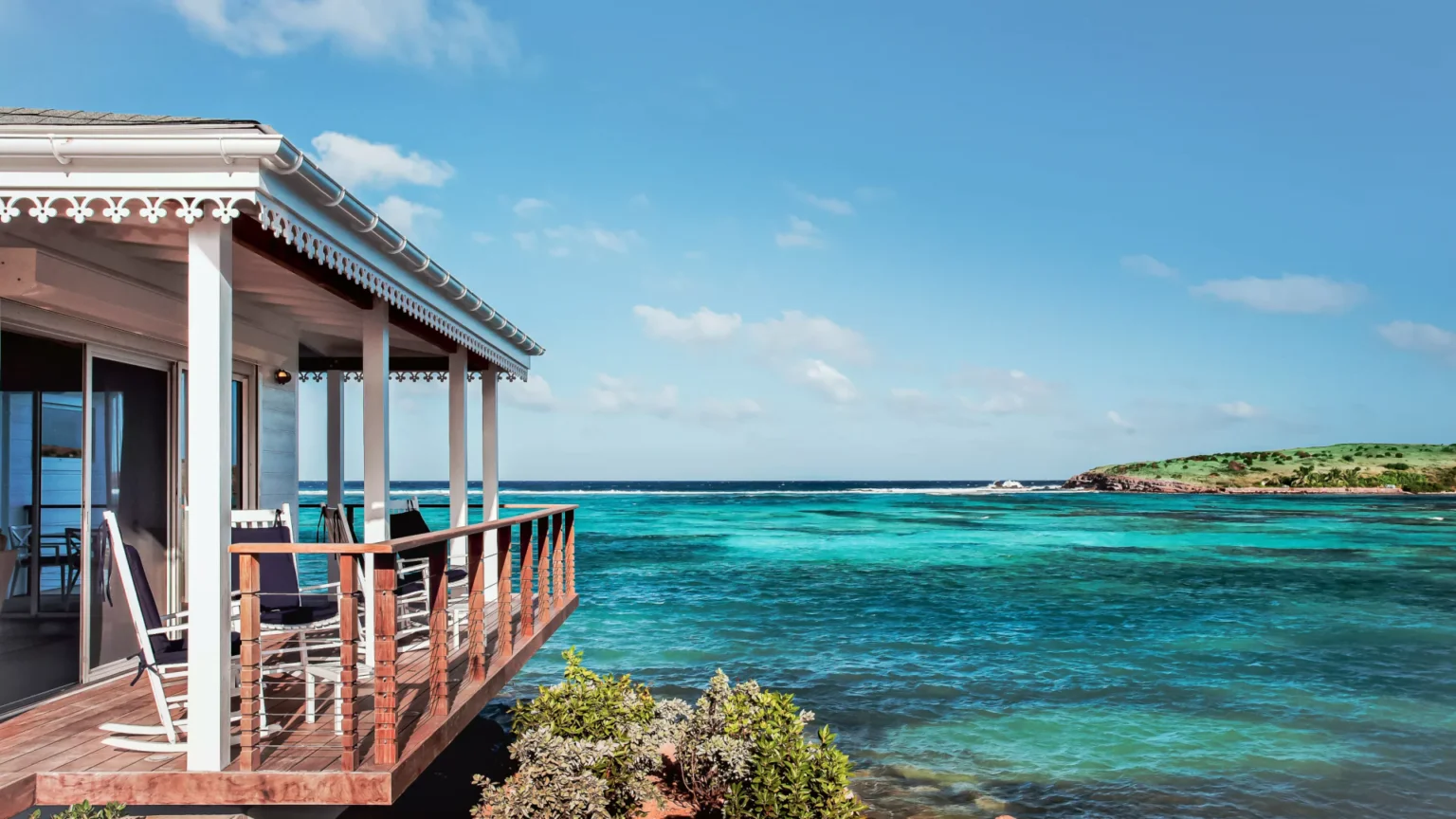 Rosewood-Le-Guanahani-St.-Barth-best-hotels-in-the-Caribbean-luxury-hotels-in-the-Caribbean-exclusive-tours-in-the-Caribbean-St-Barth-luxury-hotels-01 -17.png