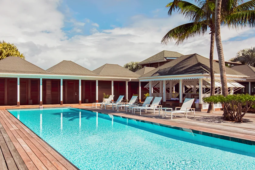 Rosewood-Le-Guanahani-St.-Barth-best-hotels-in-the-Caribbean-luxury-hotels-in-the-Caribbean-exclusive-tours-in-the-Caribbean-St-Barth-luxury-hotels-01 -4.png