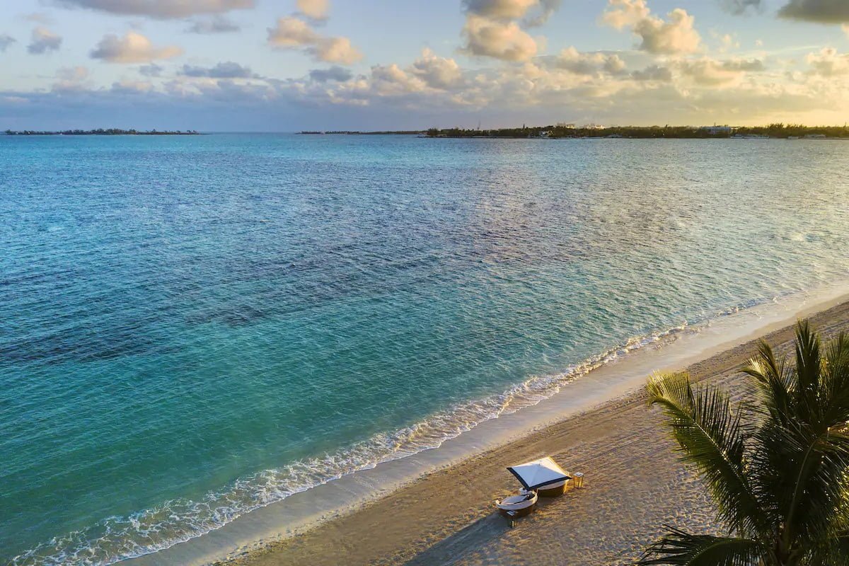 RosewoodBahaMar-Bahamy-Beach.jpg
