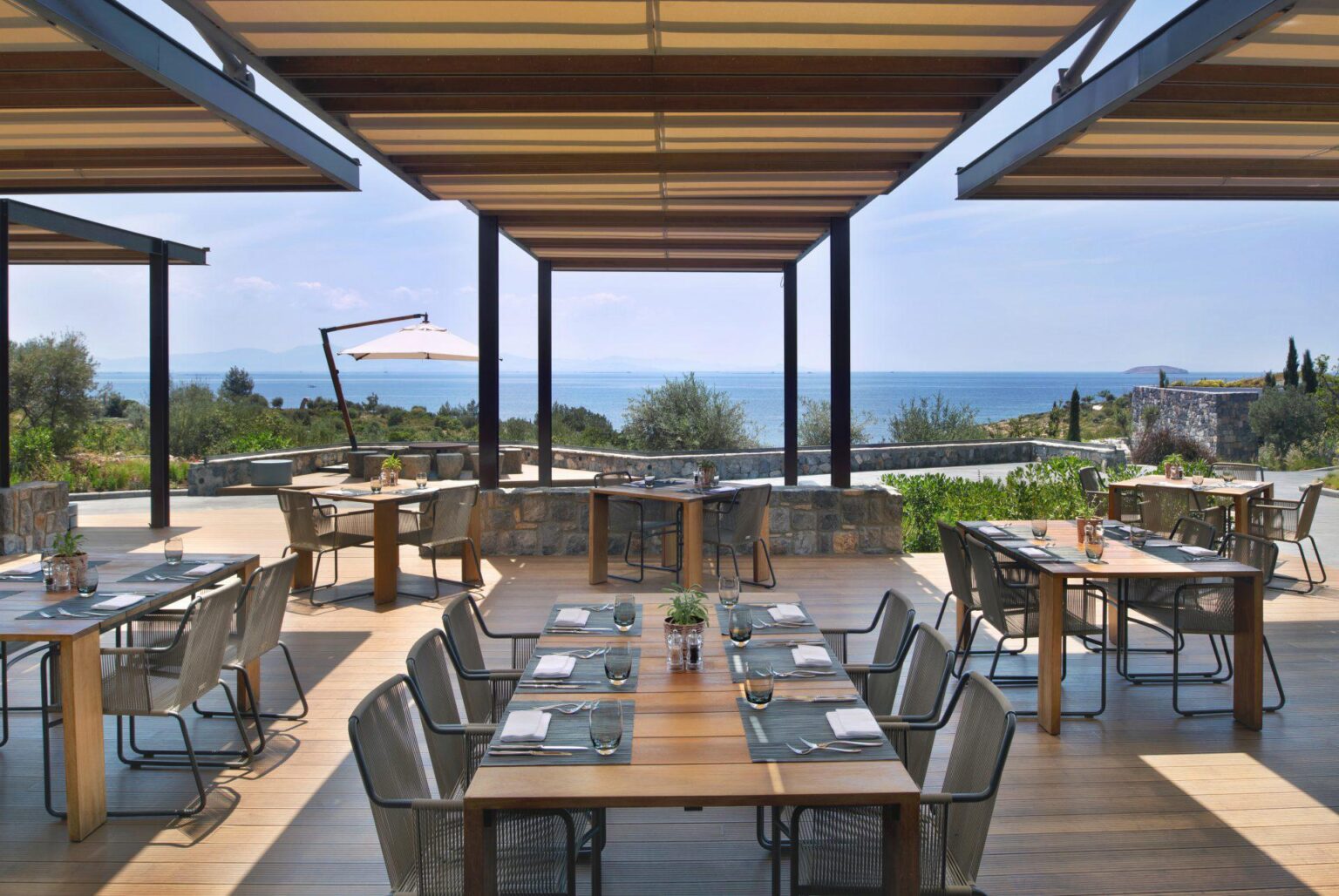 SageSea_Restaurant_terrace_7798-A4.jpg