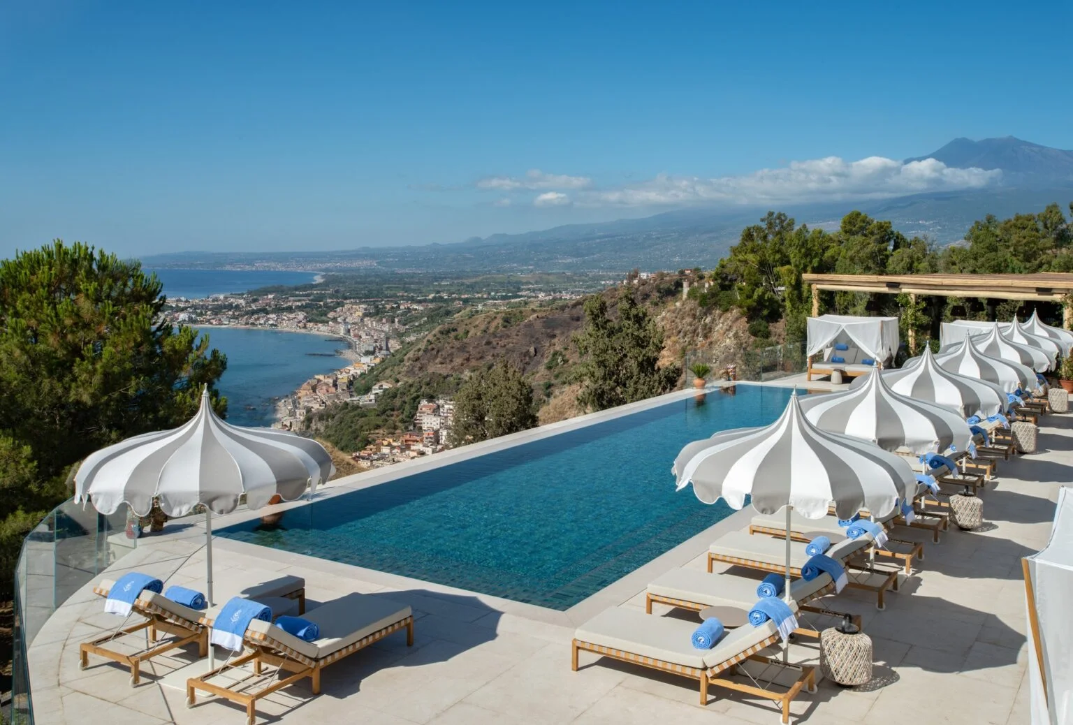 San-Domenico-Palace-a-Four-Seasons-Hotel-best-hotels-in-Sicily-luxury-holidays-in-Sicily-sicily-exclusive-tours-sicily-tailor-made-tours-14.jpg