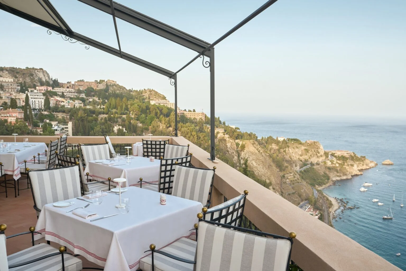 San-Domenico-Palace-a-Four-Seasons-Hotel-best-hotels-in-Sicily-luxury-holidays-in-Sicily-sicily-exclusive-tours-sicily-tailor-made-tours-2.jpg