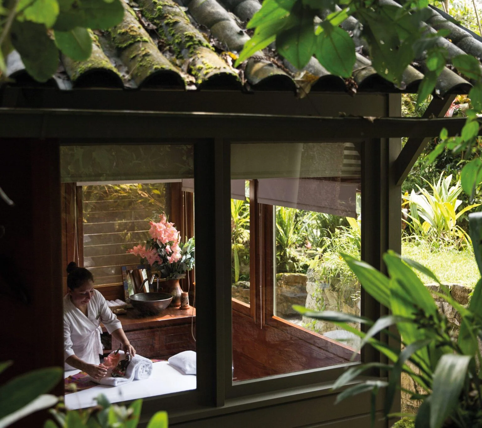 Sanctuary-Lodge-a-Belmond-Hotel-Machu-Picchu-luxury-hotels-in-Peru-exclusive-trips-to-Peru-tailor-made-holiday-to-Peru-luxury-tours-to-Peru- 7. jpg