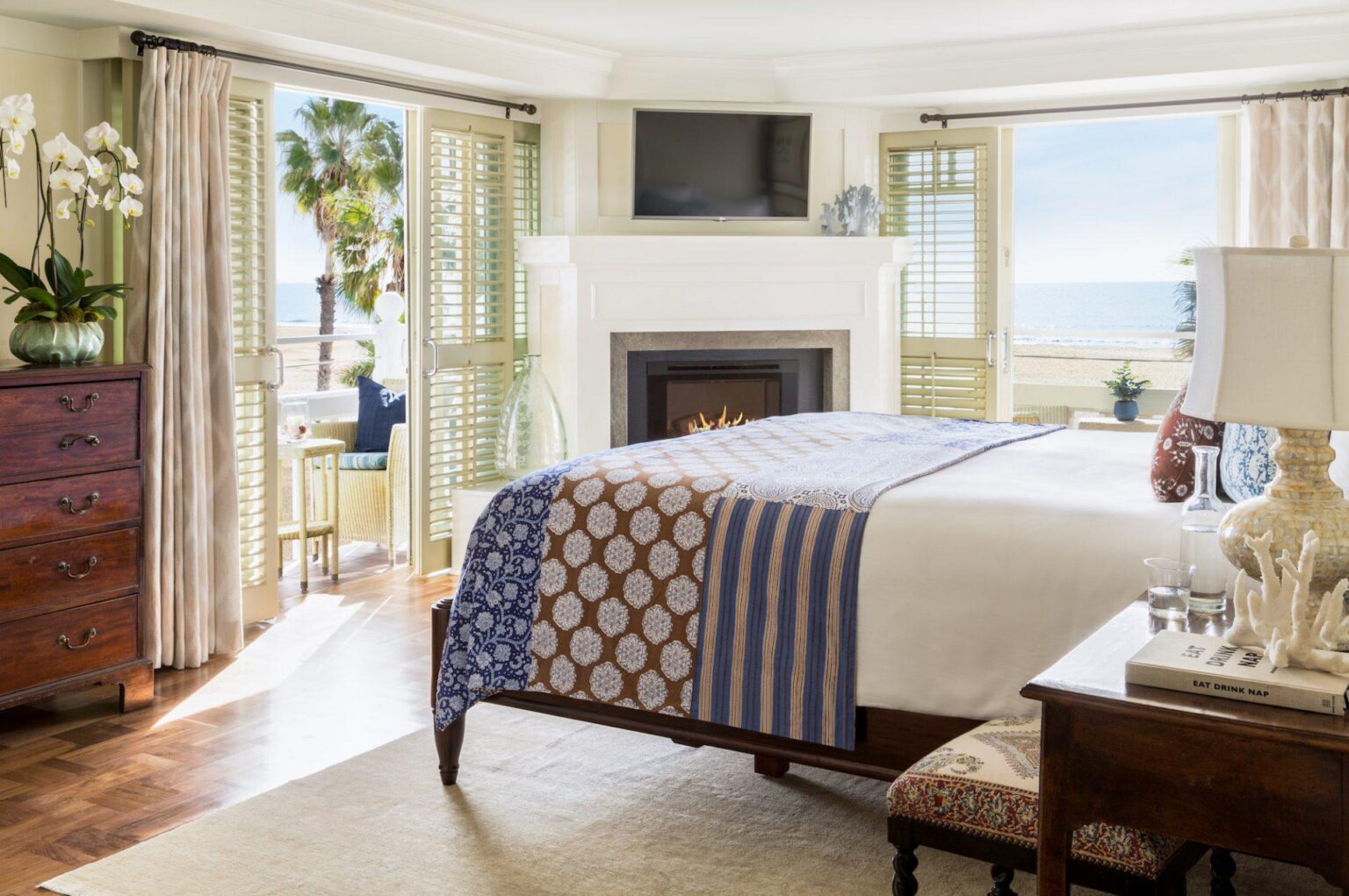 Shutters_302-0355-Edit_BEDROOM_PART_1_2_v5.jpg