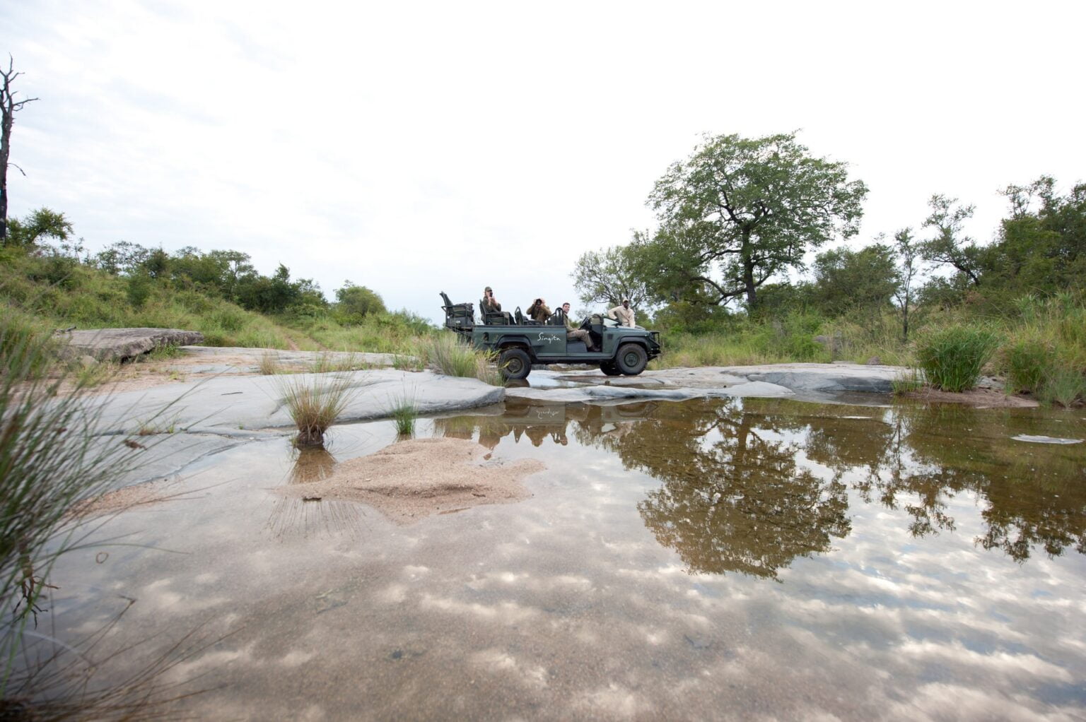 Singita-Boulders-Lodge-Game-Drive1.jpg