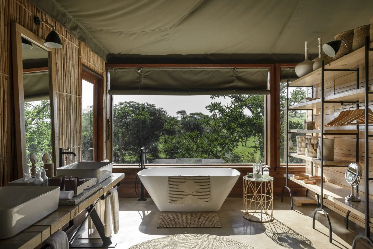 Singita Faru Faru Lodge łazienka z wanną