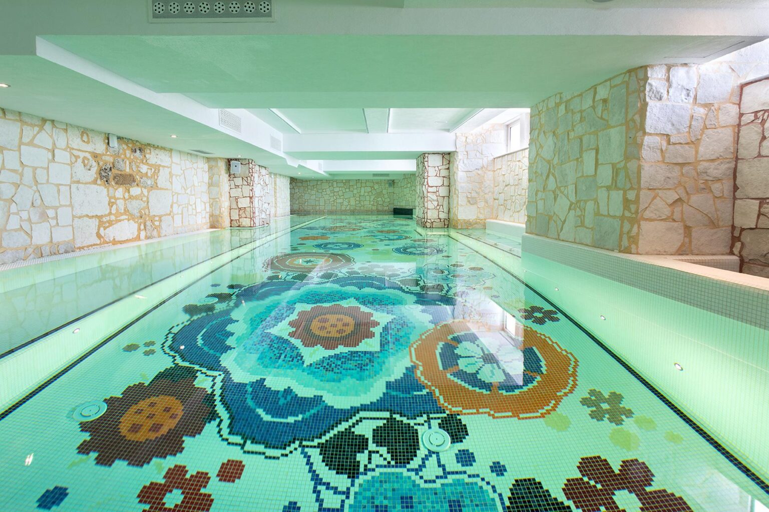 Spa-006_WebRes.jpg